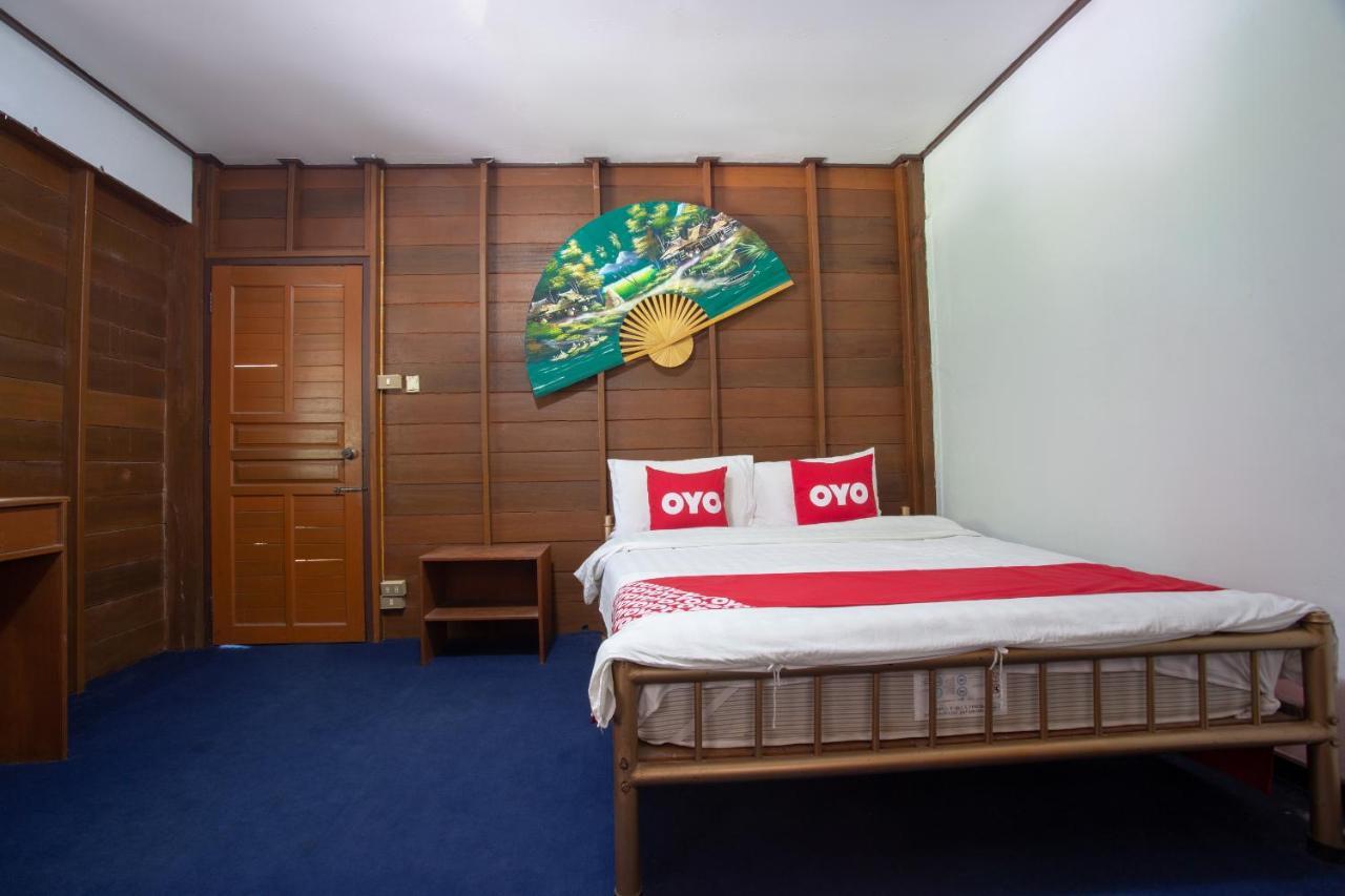 צ'יאנג מאי Oyo 909 Guiding Star Resort מראה חיצוני תמונה