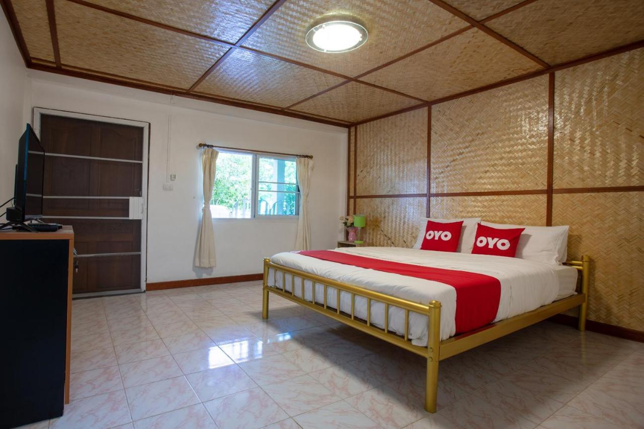 צ'יאנג מאי Oyo 909 Guiding Star Resort מראה חיצוני תמונה