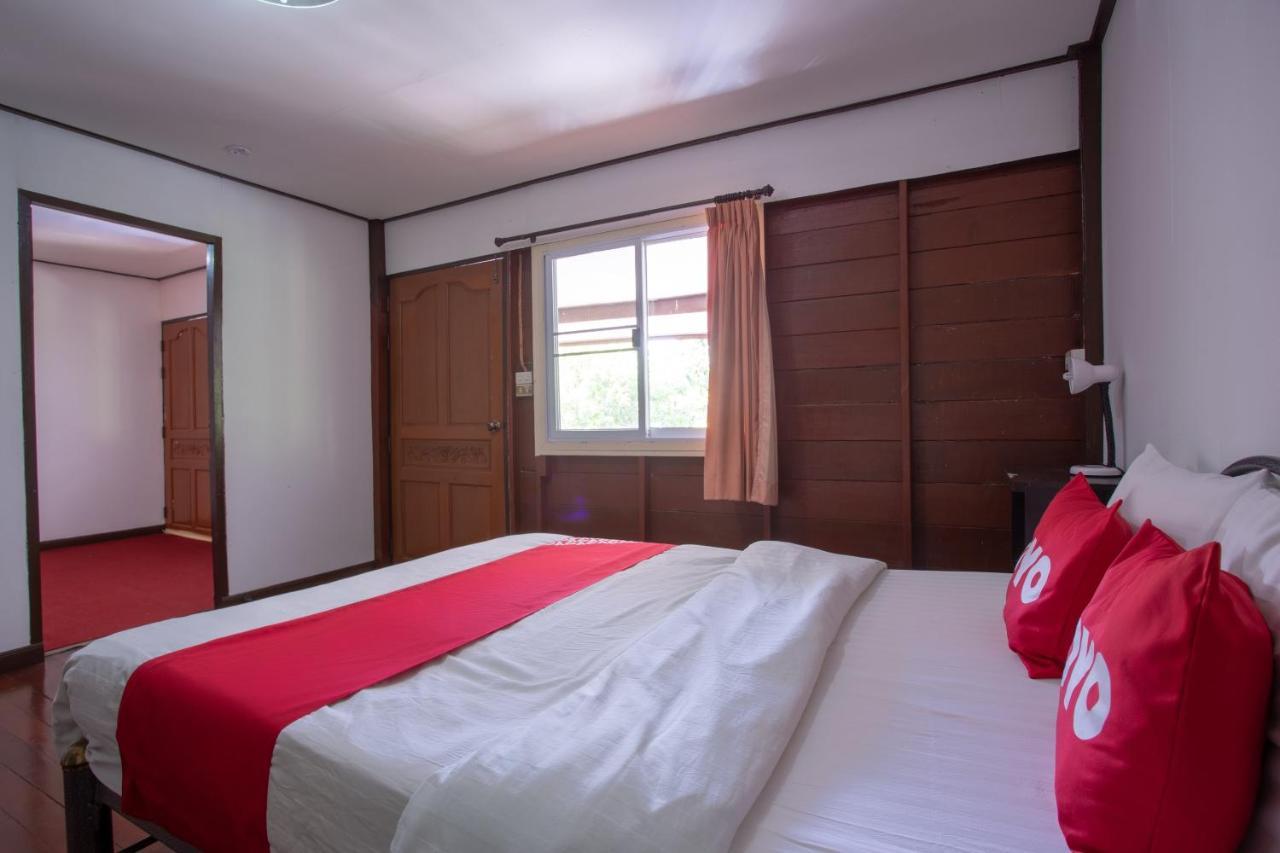 צ'יאנג מאי Oyo 909 Guiding Star Resort מראה חיצוני תמונה