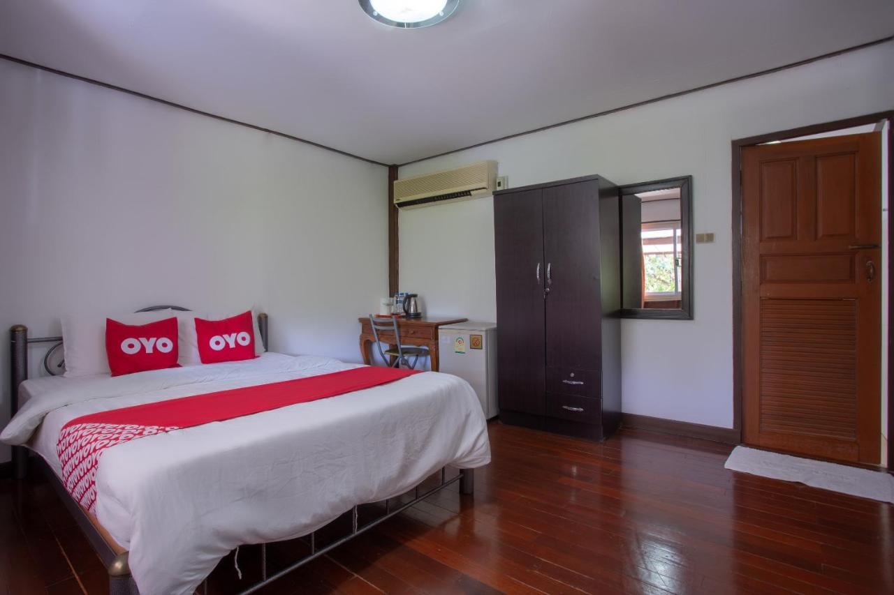 צ'יאנג מאי Oyo 909 Guiding Star Resort מראה חיצוני תמונה