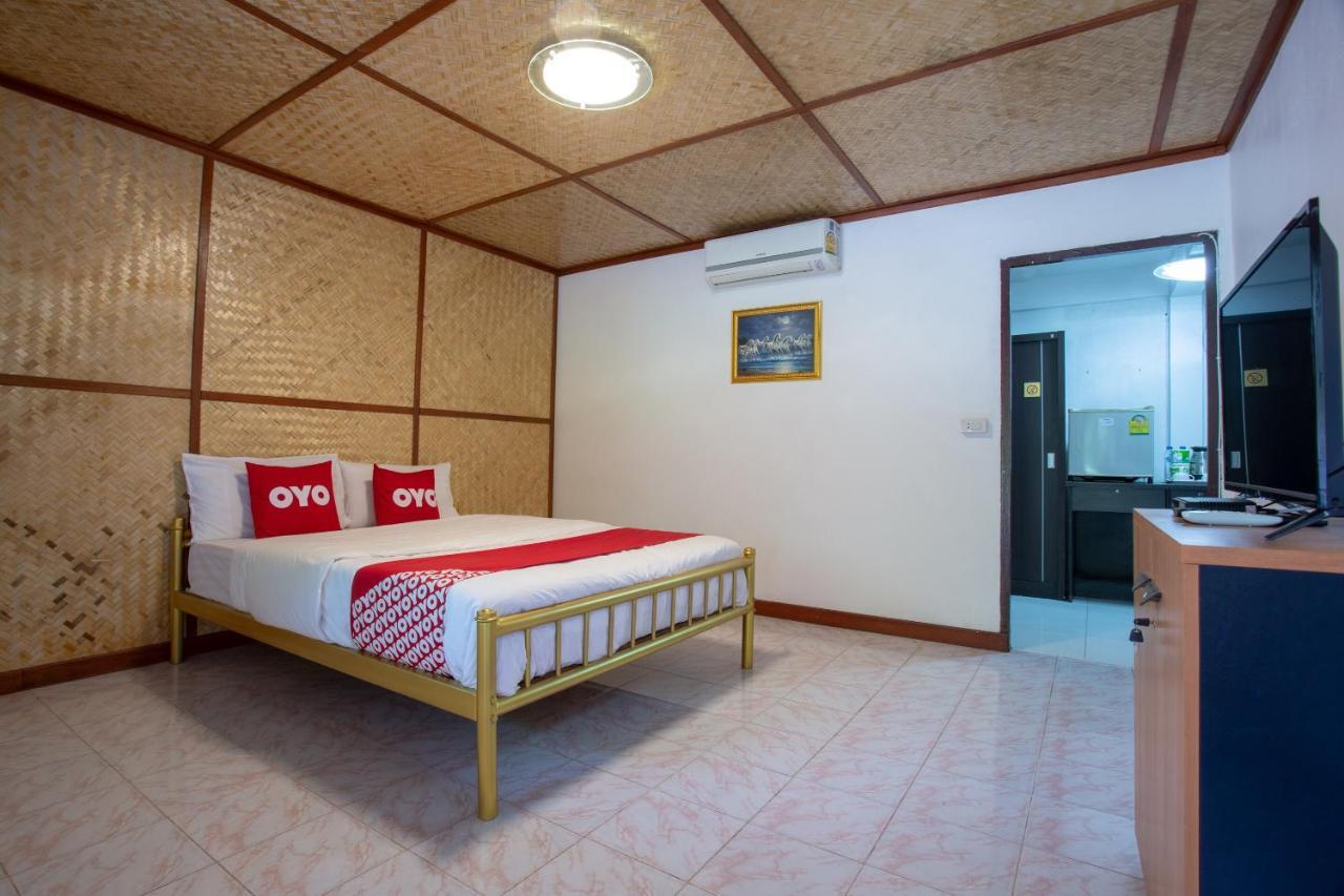 צ'יאנג מאי Oyo 909 Guiding Star Resort מראה חיצוני תמונה